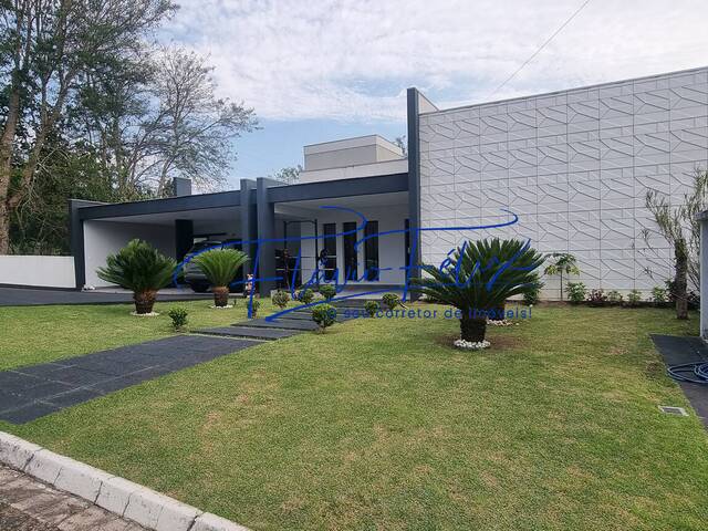 Casa em condomínio para Venda em Jardim Imperial - 2