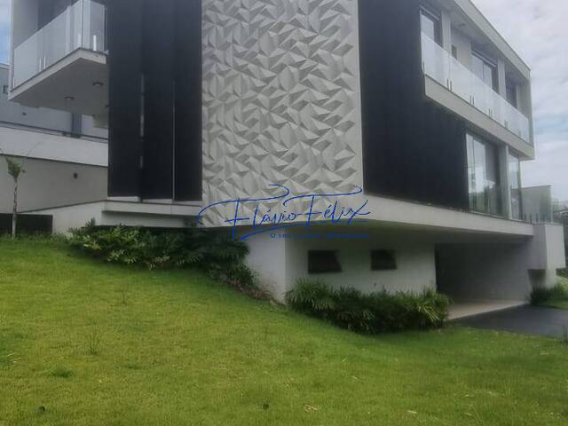 #883 - Casa em condomínio para Venda em Arujá - SP