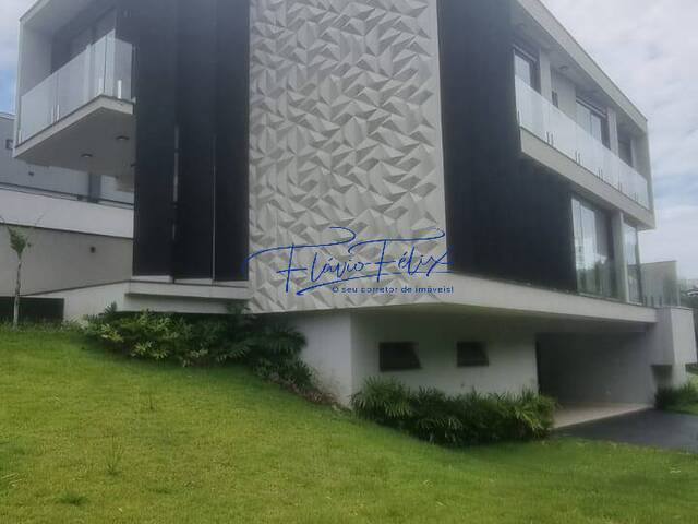 #883 - Casa em condomínio para Venda em Arujá - SP