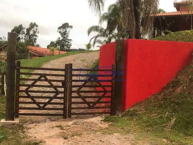 #915 - Chácara para Venda em Guararema - SP - 2