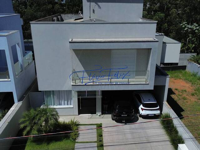 #928 - Casa em condomínio para Venda em Arujá - SP