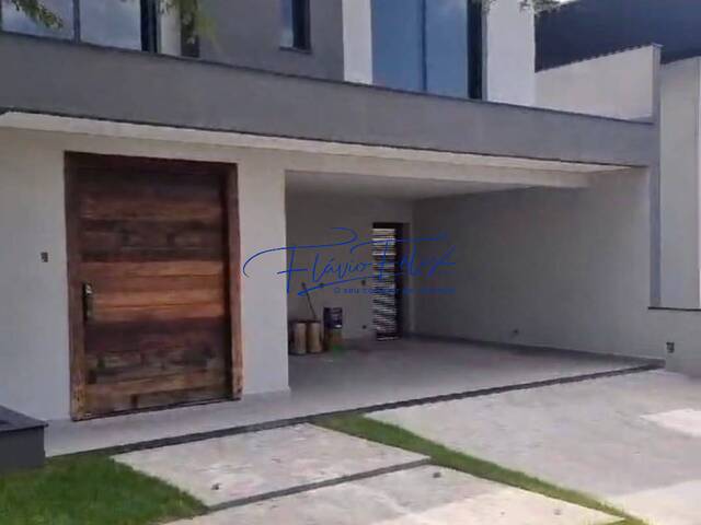#959 - Casa para Venda em Arujá - SP - 2