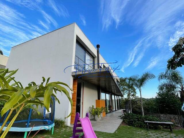 #961 - Casa para Venda em Santa Isabel - SP