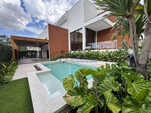 #1050 - Casa em condomínio para Venda em Arujá - SP