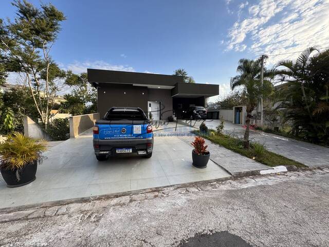 #1061 - Casa em condomínio para Venda em Arujá - SP - 1