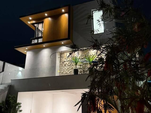 Casa em condomínio para Venda em Mogi das Cruzes - 2